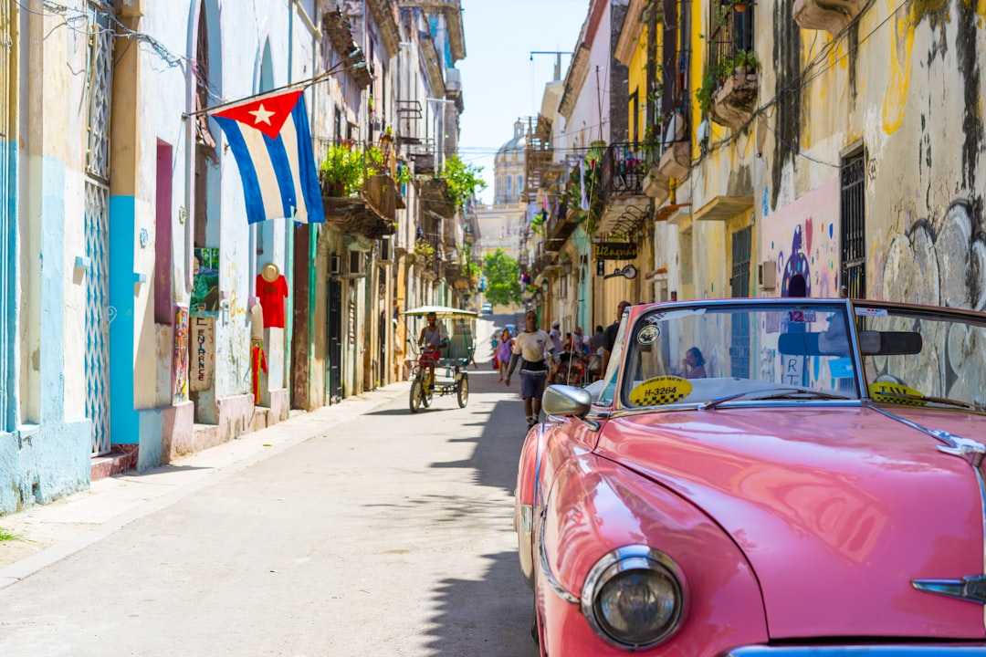 Luxury vs. Affordability: Uncovering Hidden Gems for the Discerning Traveler